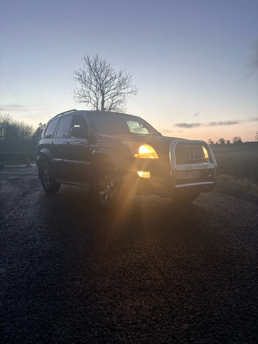 Land Cruiser - Image 3