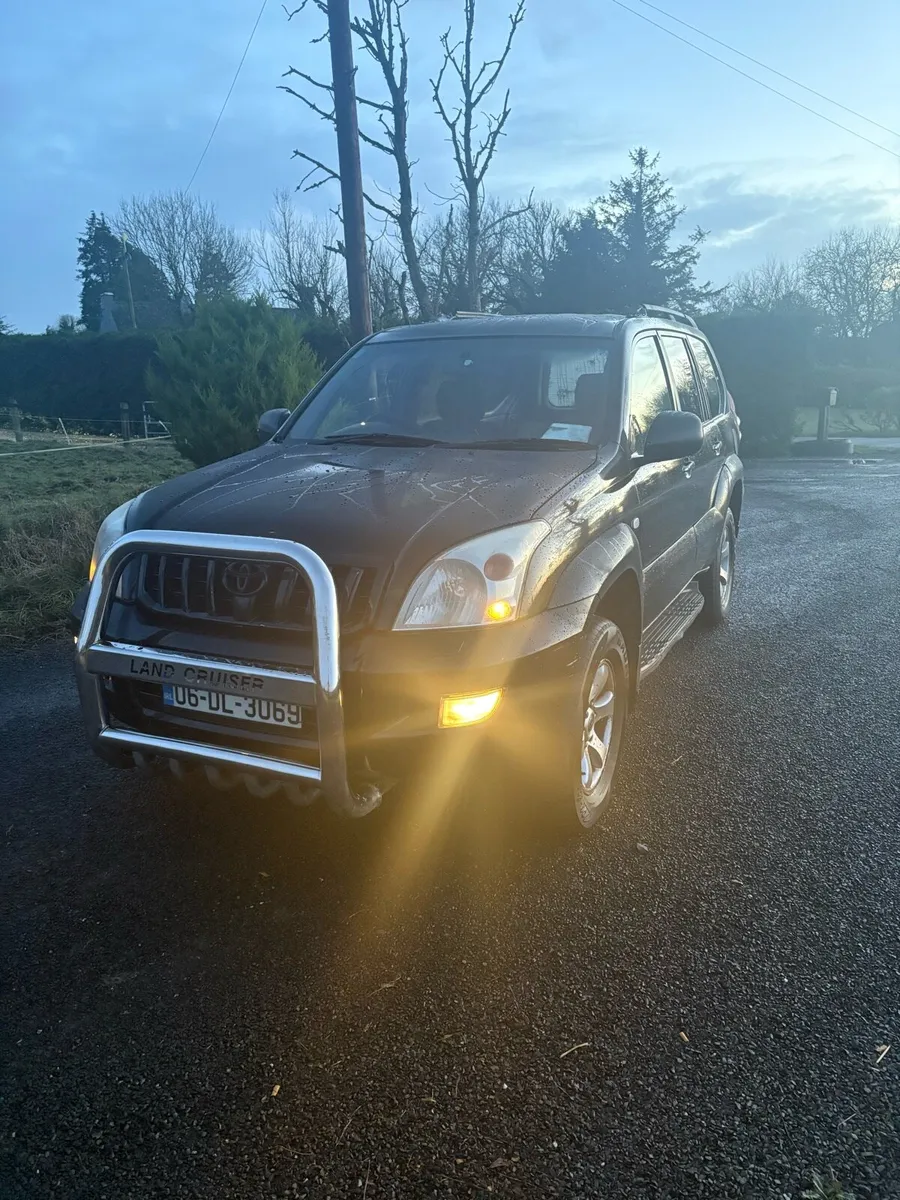 Land Cruiser - Image 4