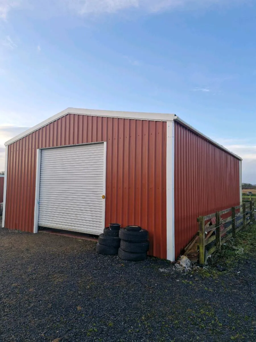 Storage shed with stables and loft - Image 2