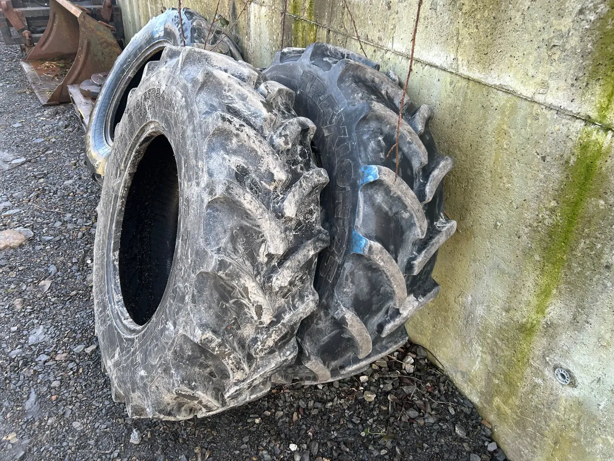 340/85 R24 Tyres 90% - Image 3