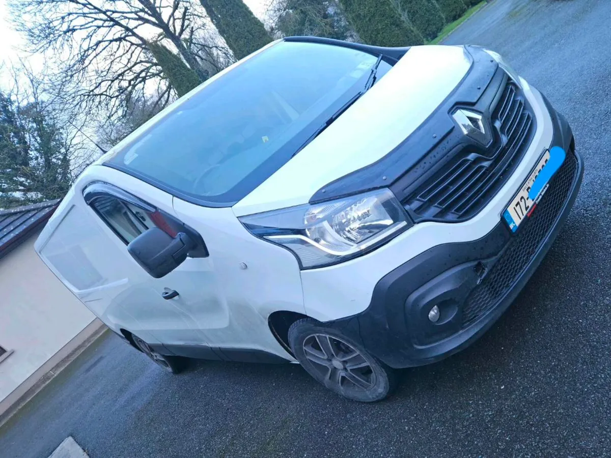 Renault  Traffic  Van - Image 1