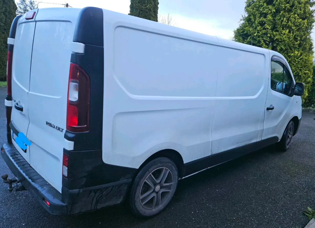 Renault  Traffic  Van - Image 3