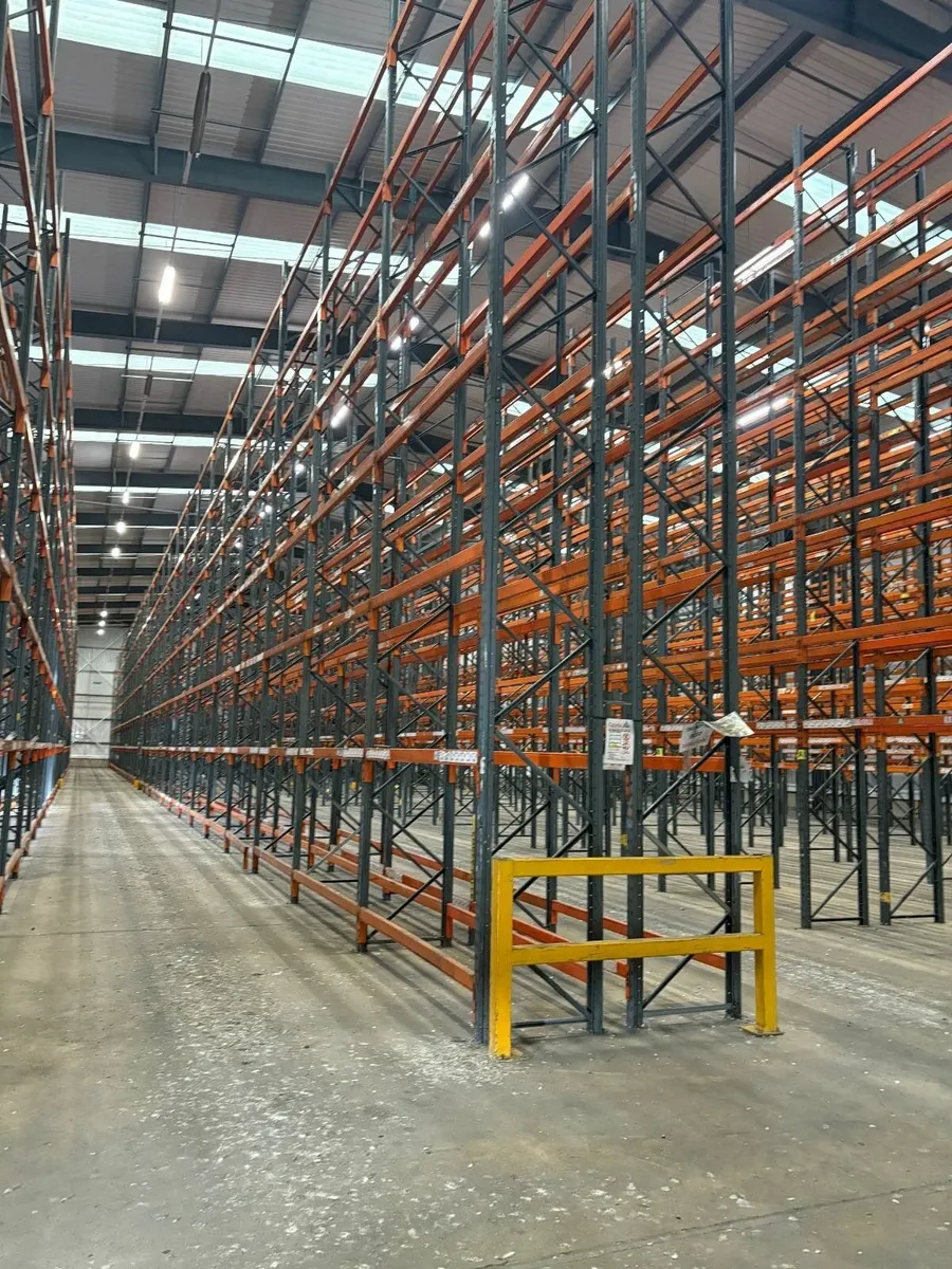 Warehouse Pallet Racking / Shelving - Image 1