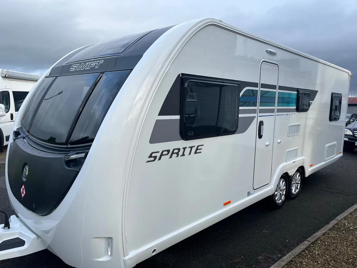 2023 SWIFT FB QUATTRO 6/7 BERTH TOURING CARAVAN - Image 4