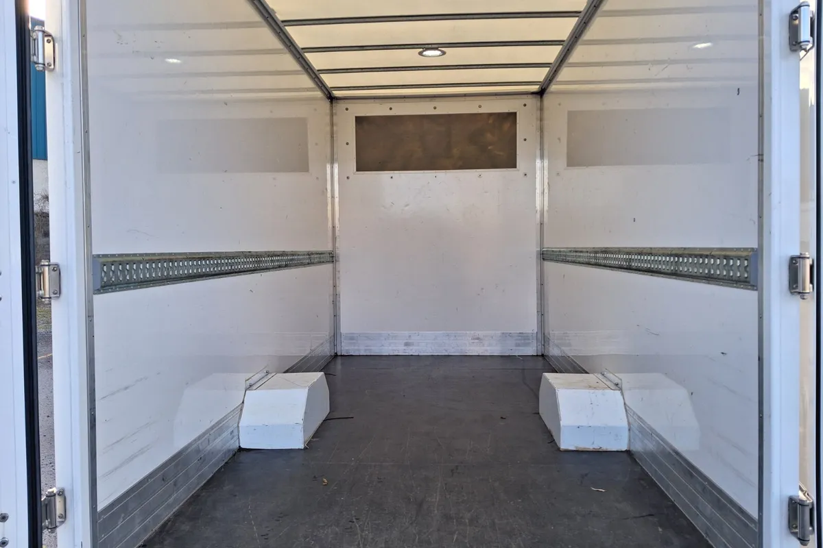 Opel Movano 2024 - Image 2