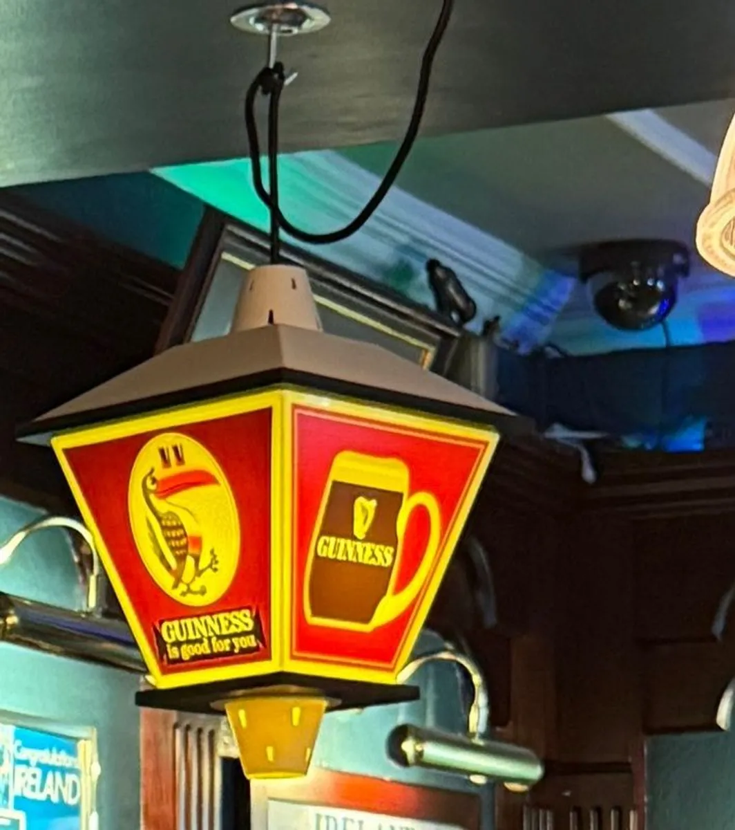 Rotating pub lantern - Image 3