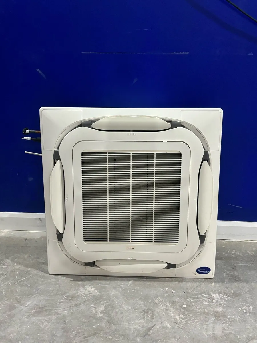 Daikin Split system air conditioner - Image 1