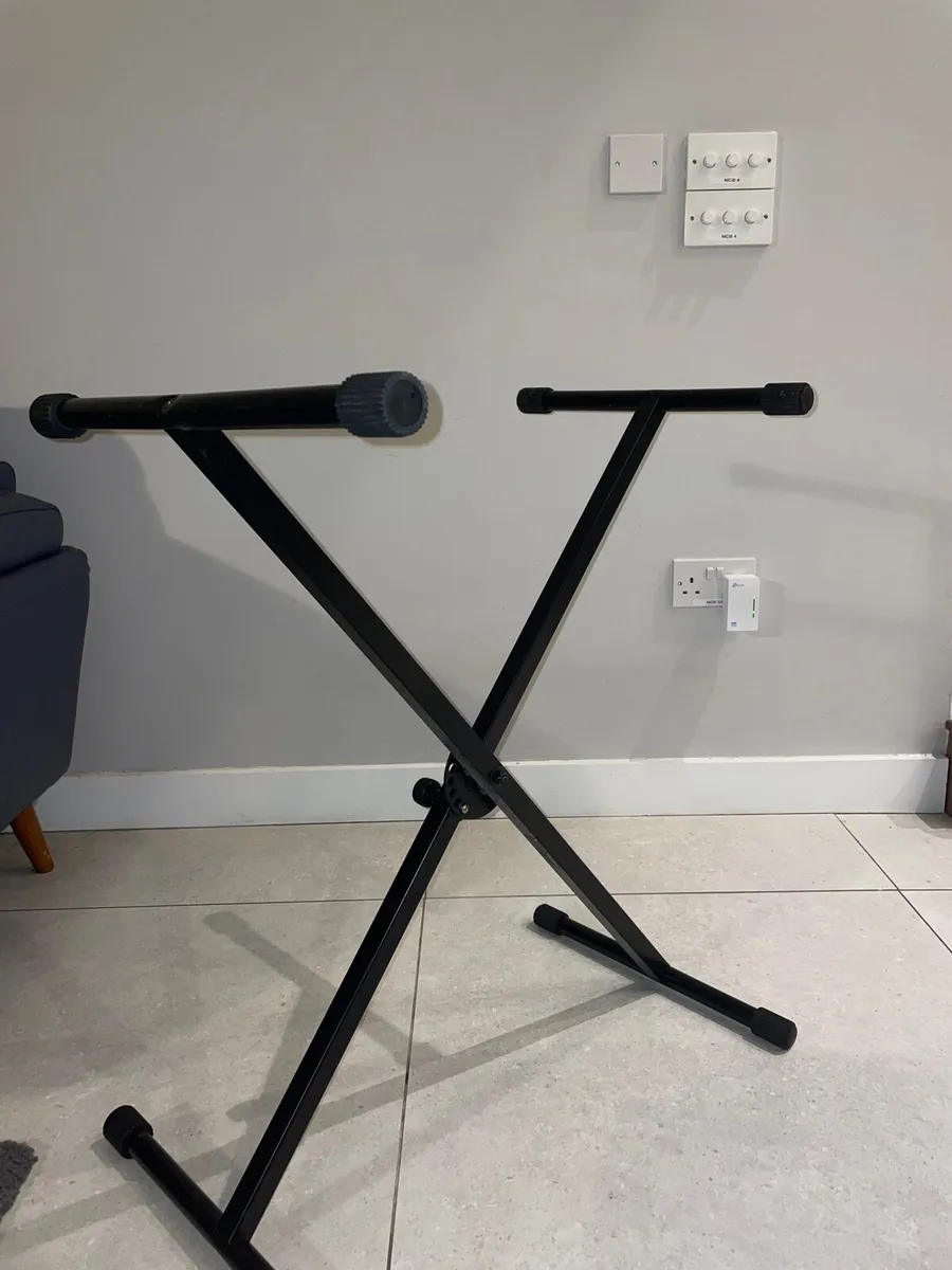 Electric keyboard - Image 3