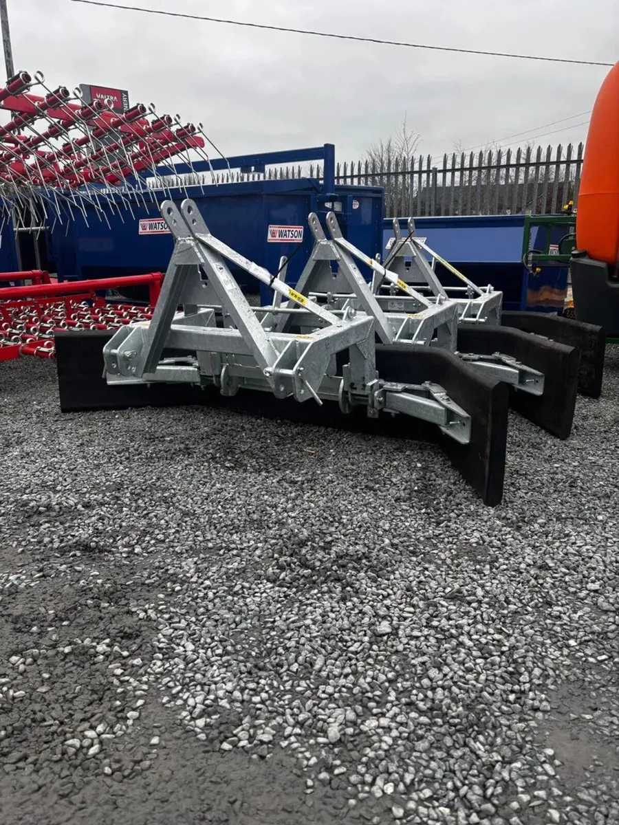 Fleming Yard Scrapers - Image 2