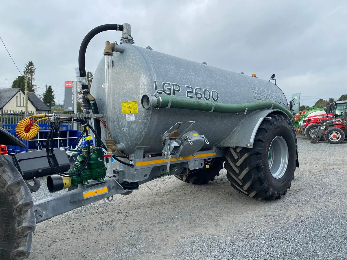 Major 2600 Gallon Tank 💥Ready to Go 💥 - Image 1