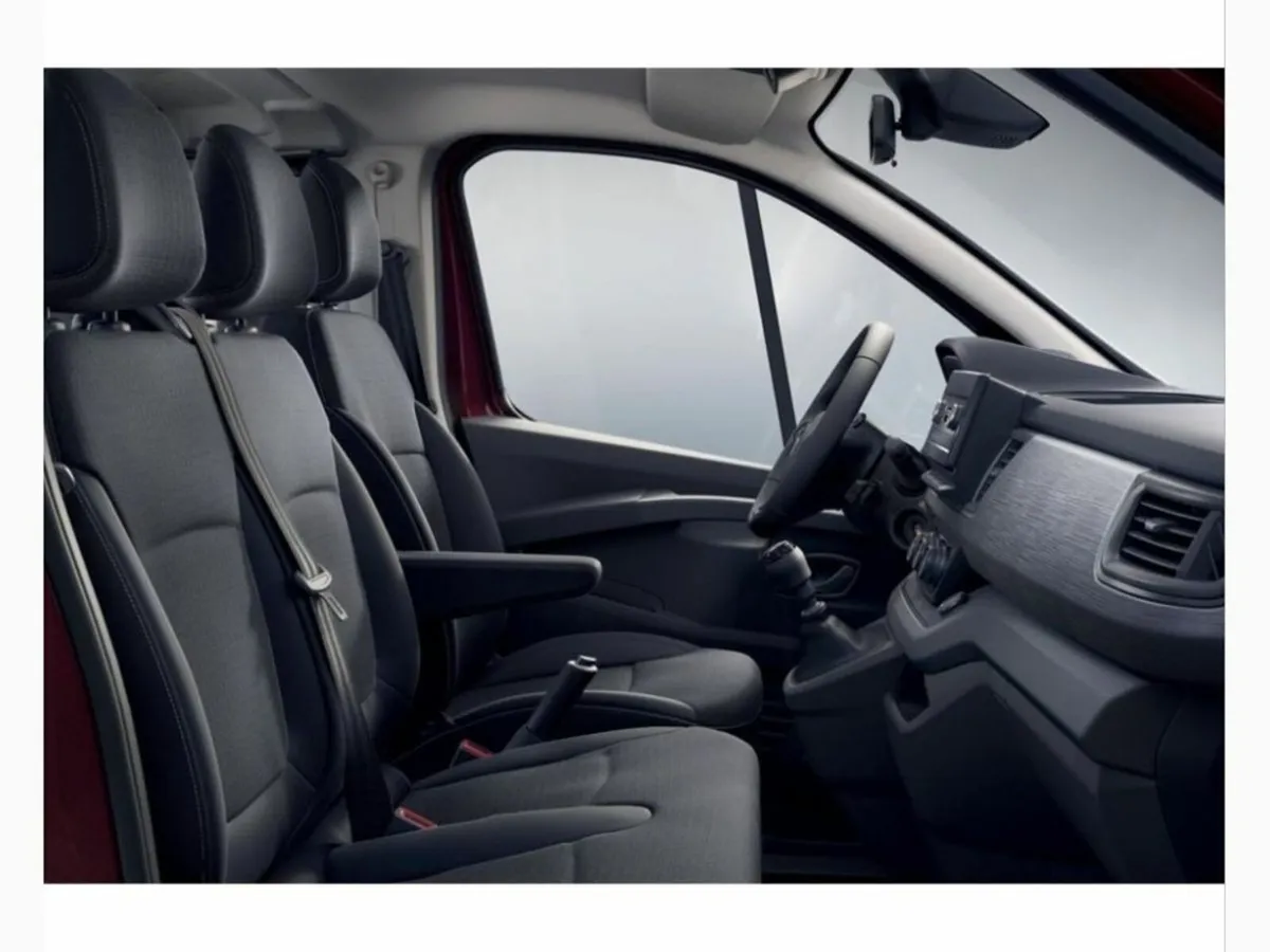 Renault Trafic Passenger START LL30 Blue dCi 150 * - Image 4