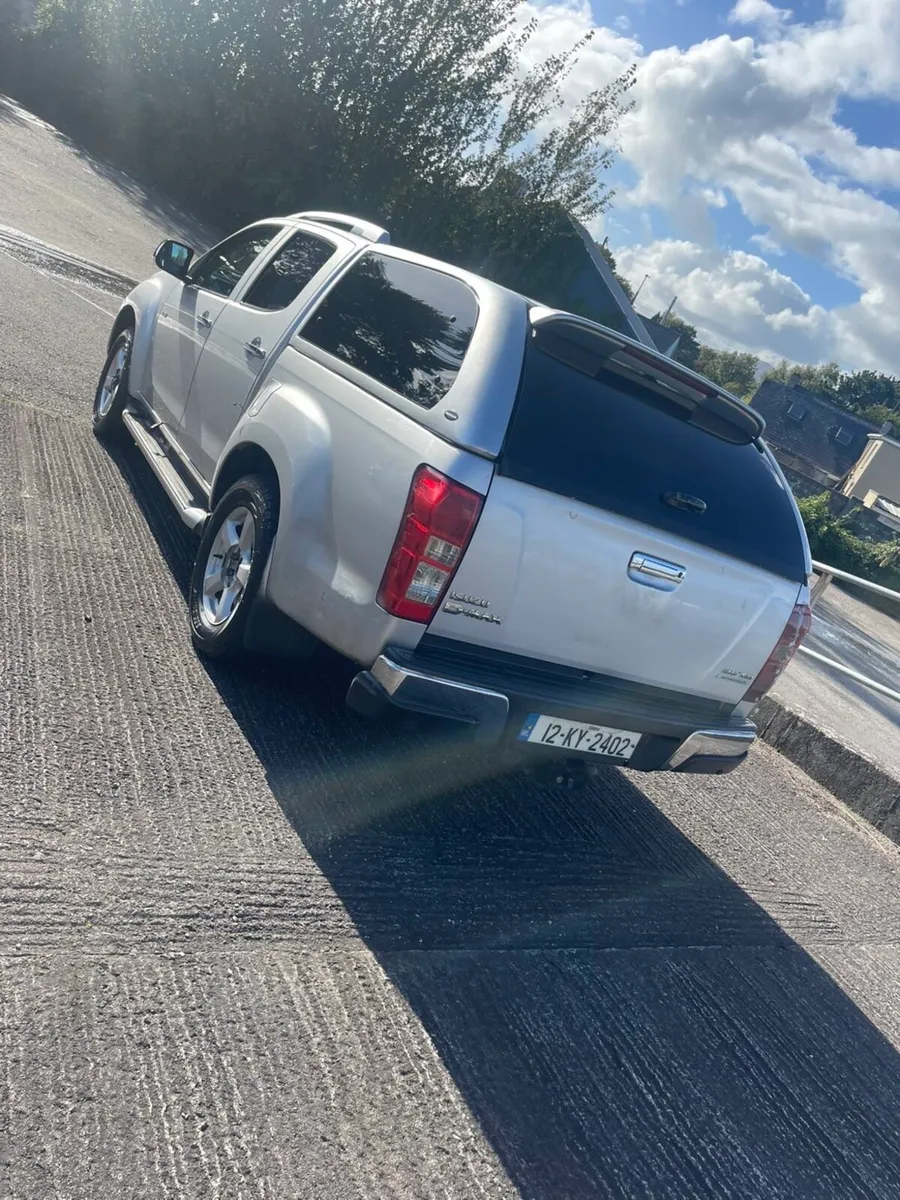 Isuzu dmax - Image 4