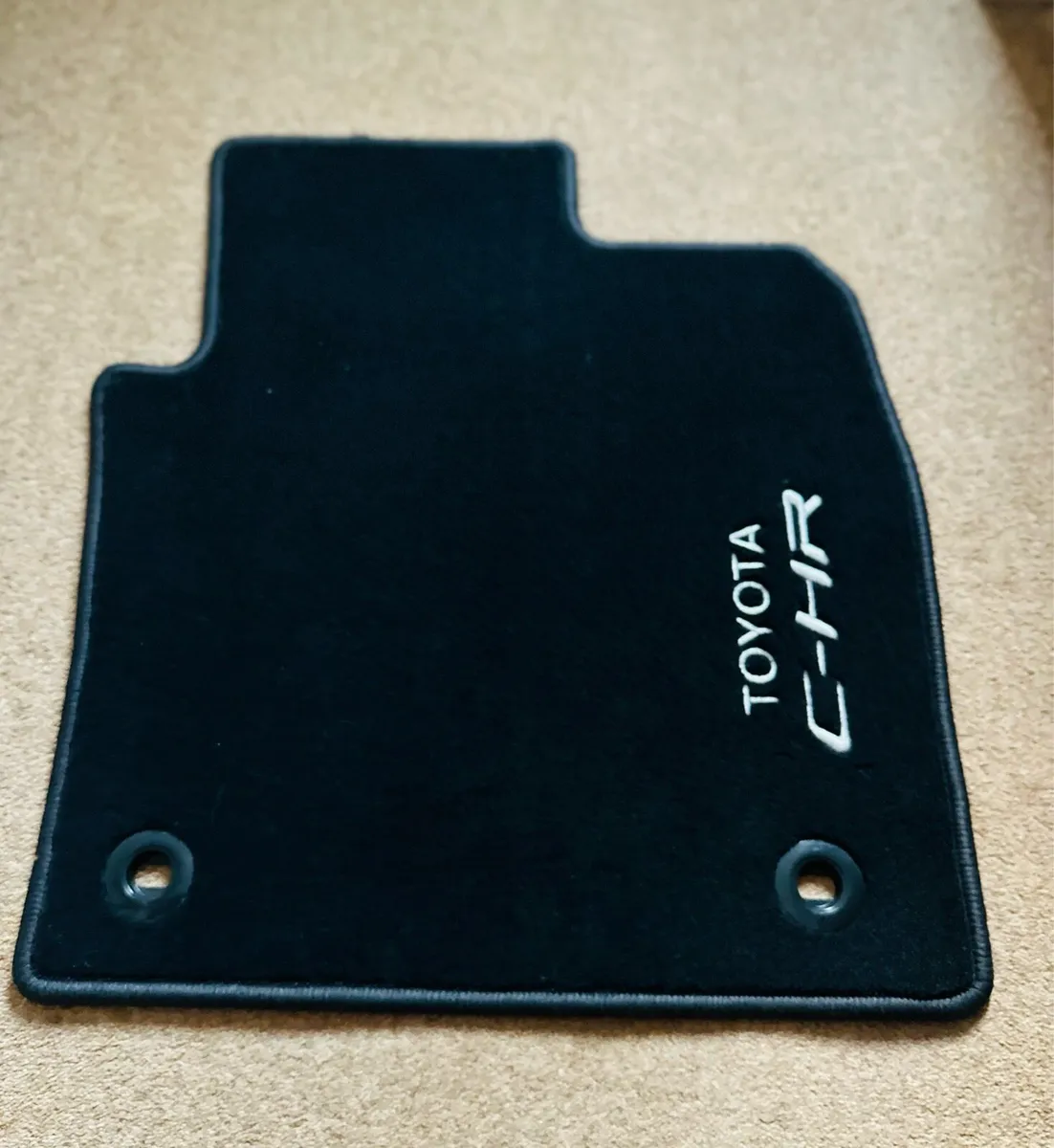 Toyota CHR floor mats - Image 1