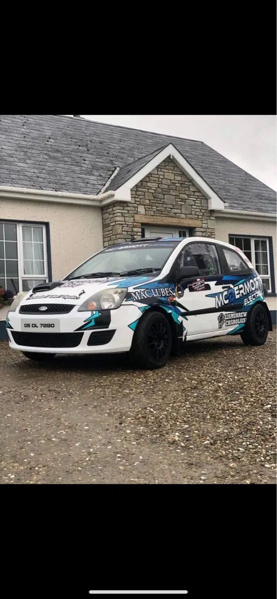 Fiesta rally car - Image 1