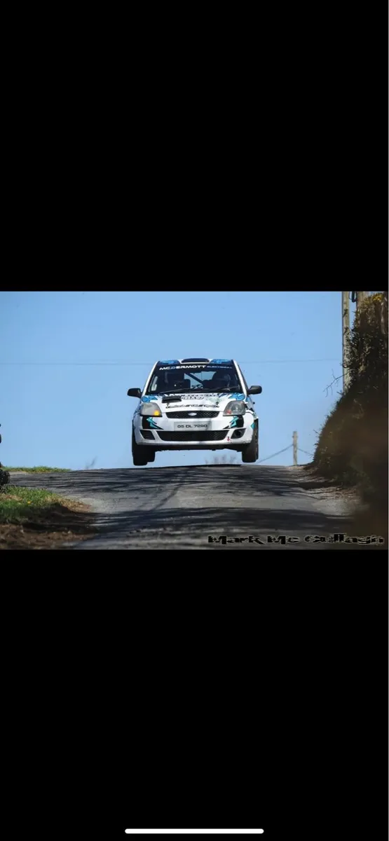 Fiesta rally car - Image 3