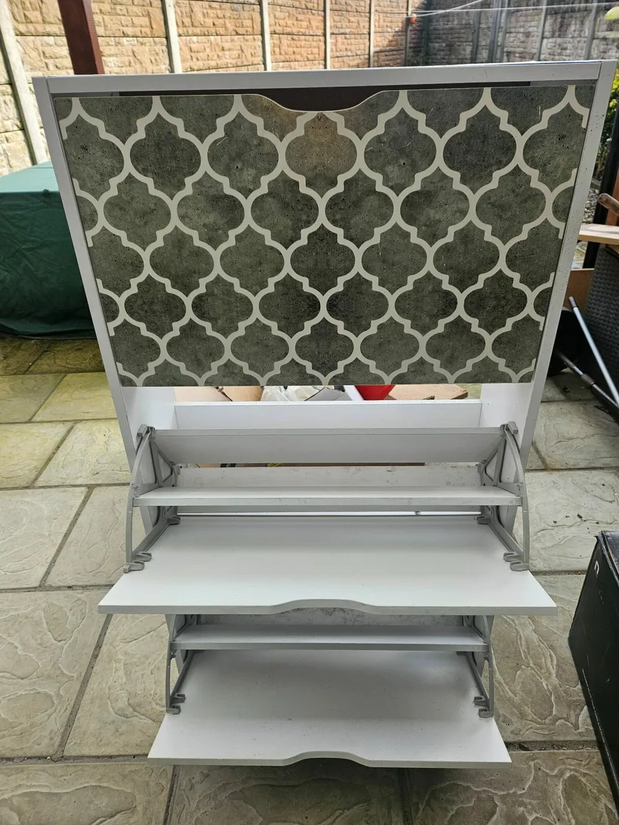 Shoe shelf/unit to give away - Image 3