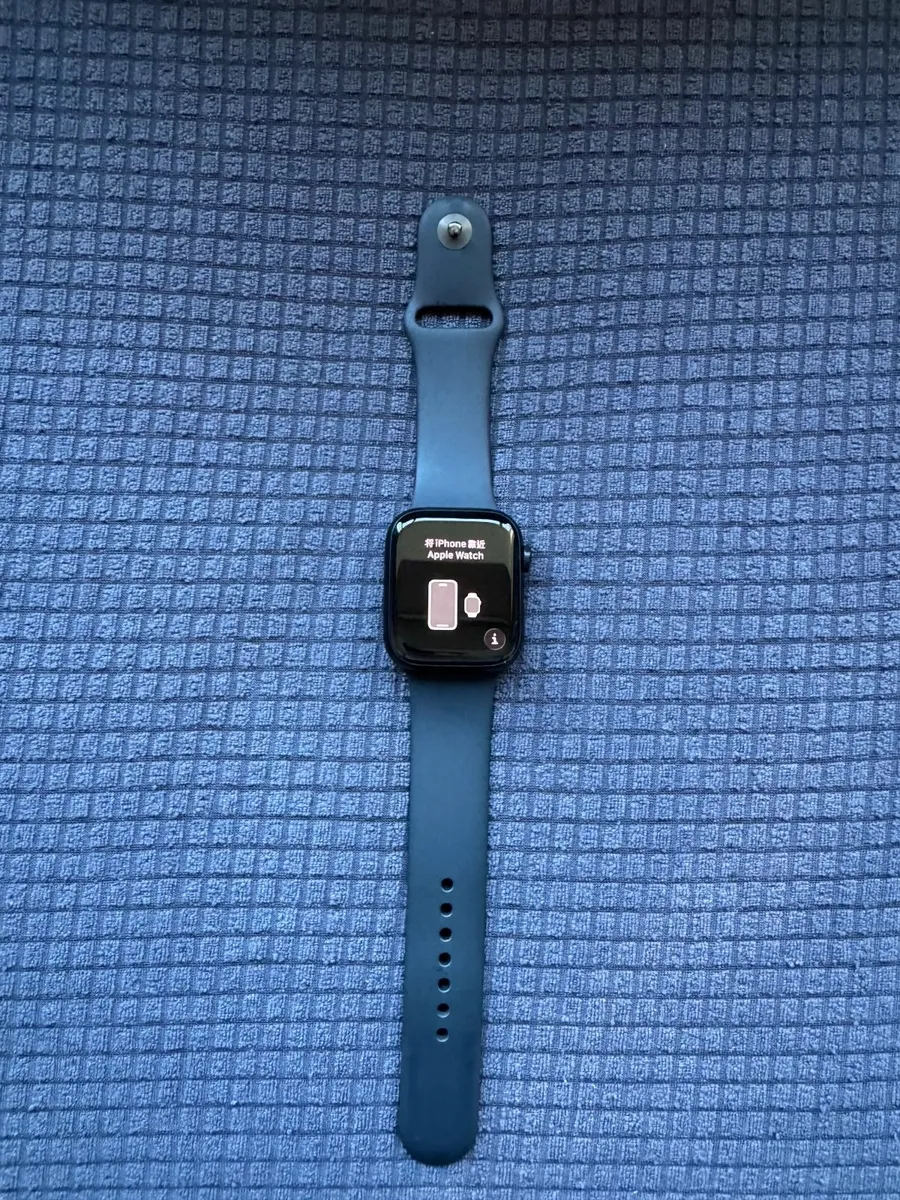 Apple Watch Series 9 (GPS) 45mm - Image 1