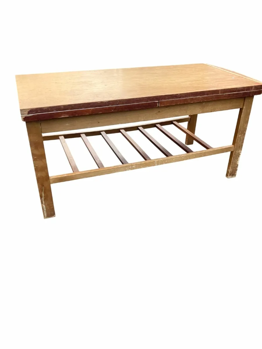 Coffee Table - Mid Century. - Image 3