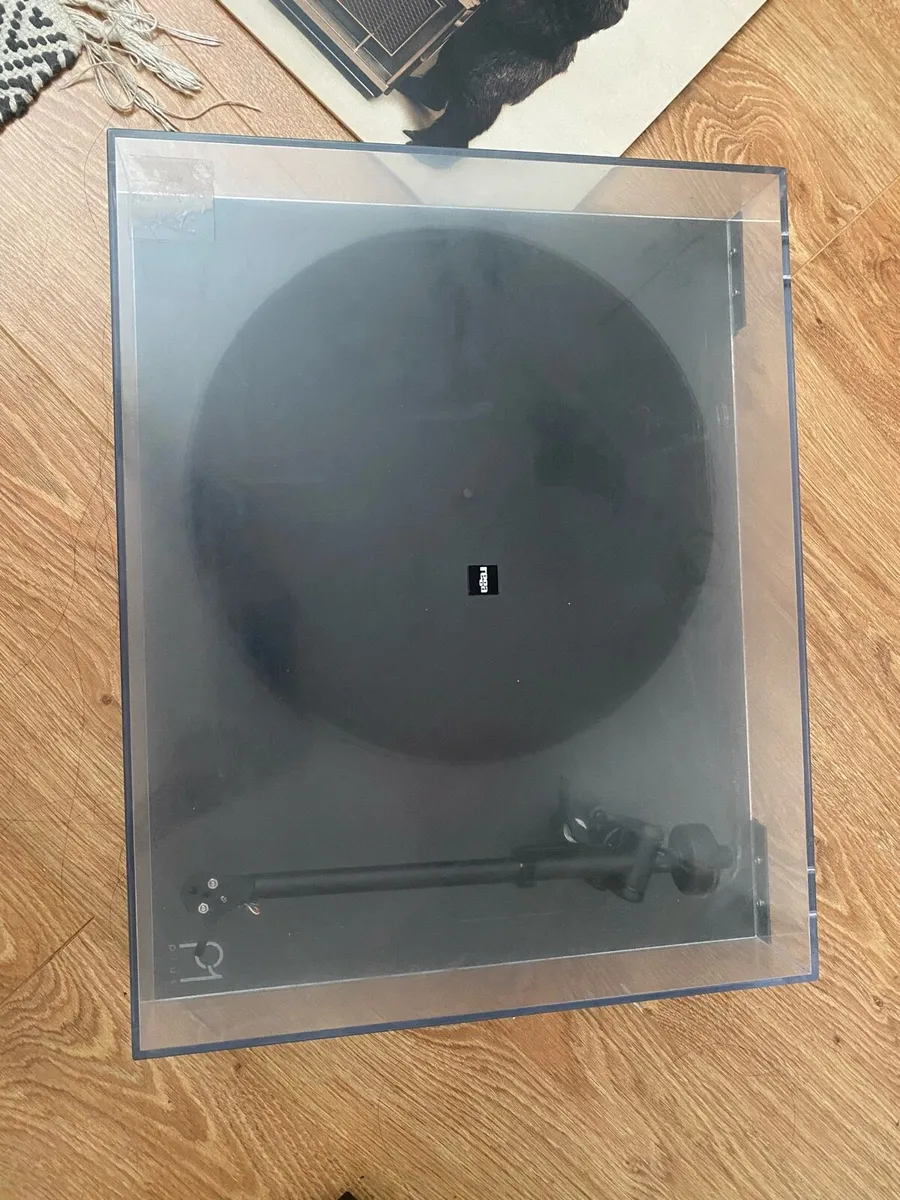 Rega Planar 1 Plus Turntable - Image 3