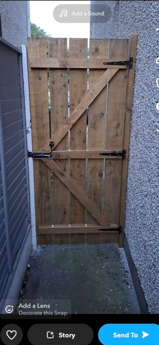 Wooden Gates and fencing - Image 3