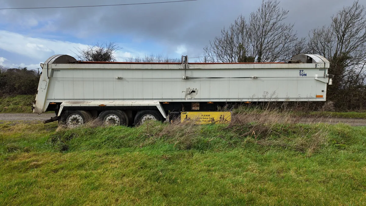 2017 Wilcox Walking Floor Trailer - Image 2