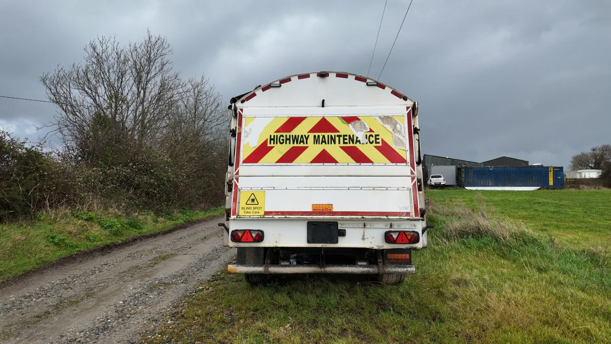 2017 Wilcox Walking Floor Trailer - Image 3