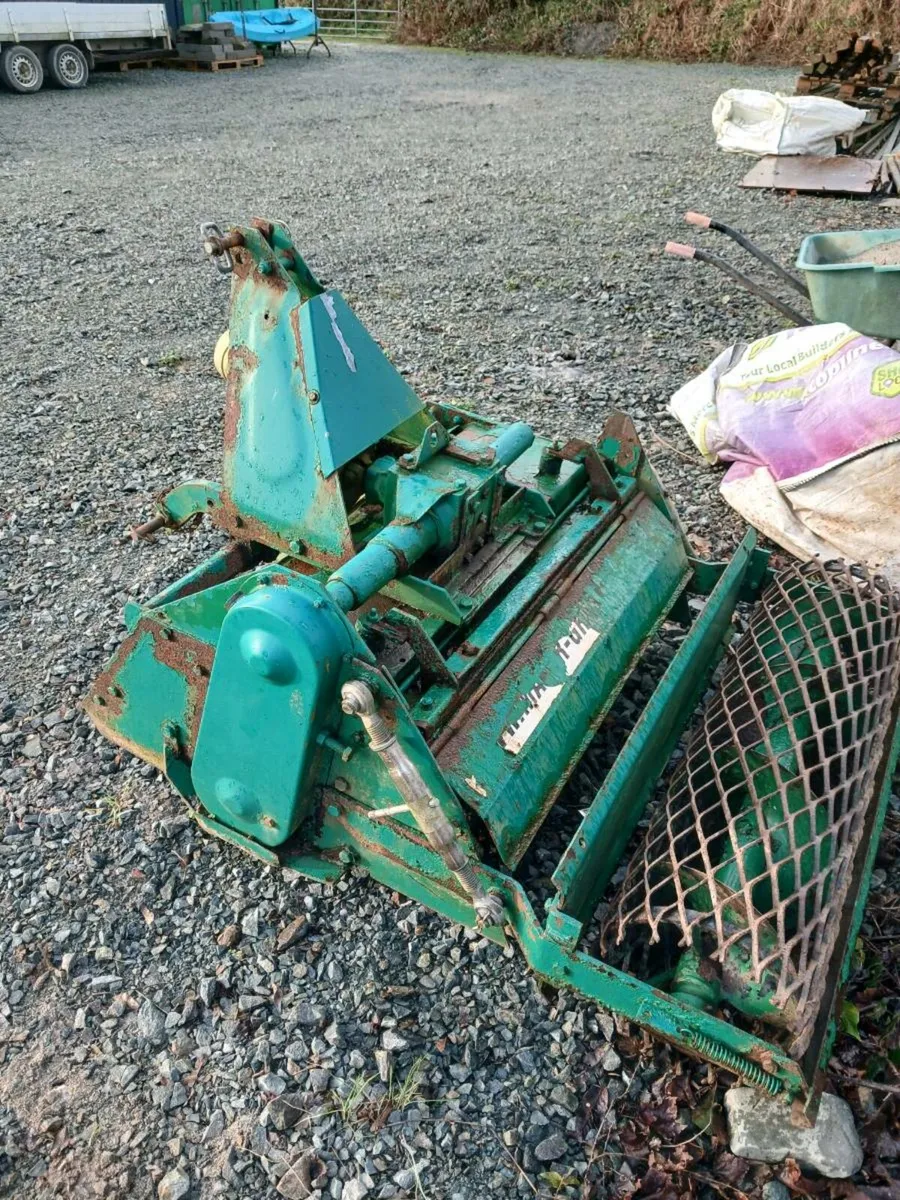 Major stone burier - Image 3