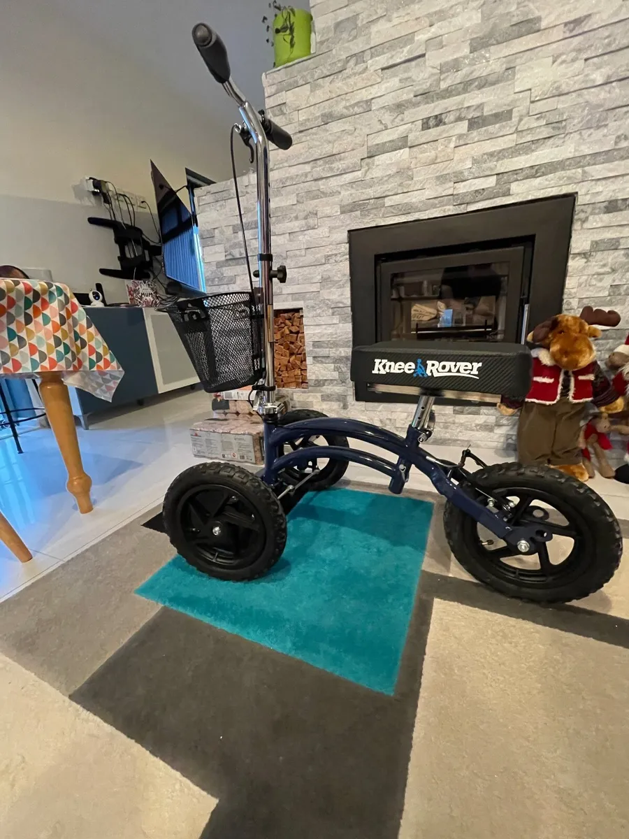 KneeRover All Terrain Steerable Knee Scooter - Image 2