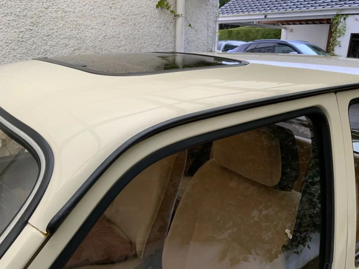 Austin Other 1986 - Image 2