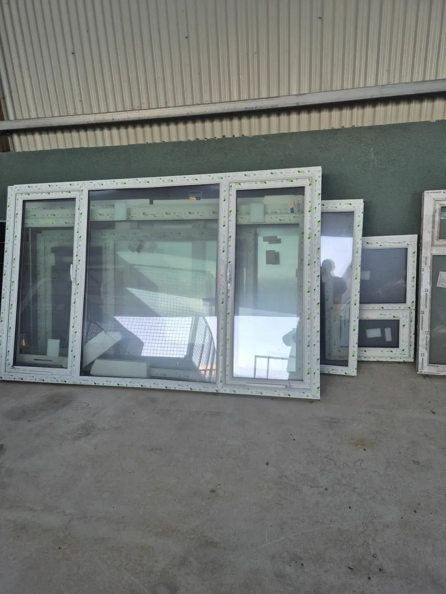 Selection of double glazed white windows - Image 2