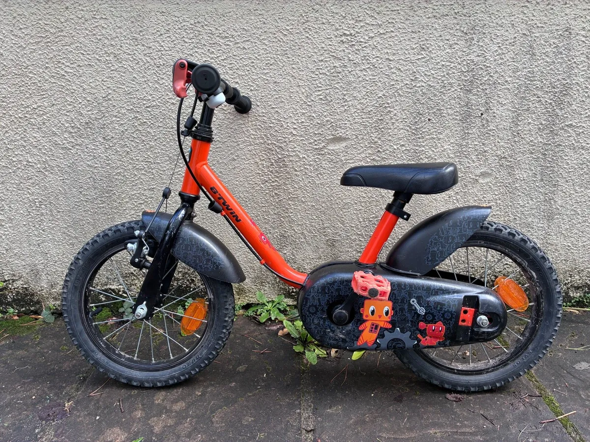 B'TWIN 500 ROBOT 14in BIKE FOR 3-5 YEARS - Image 1