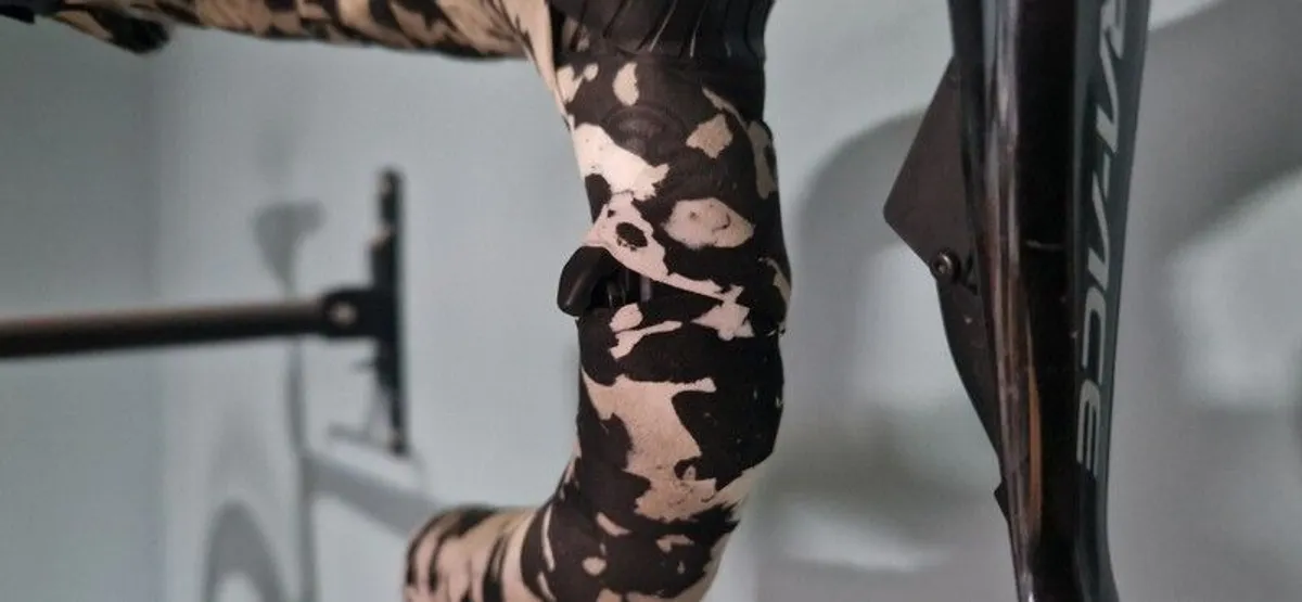 Canyon Aeroad CFSLX 9 Ltd Size Medium - Image 2