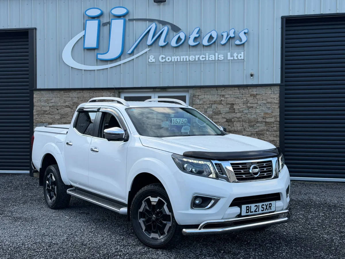 NISSAN NAVARA TEKNA TT 2.3dCi 190 4WD AUTO - Image 1