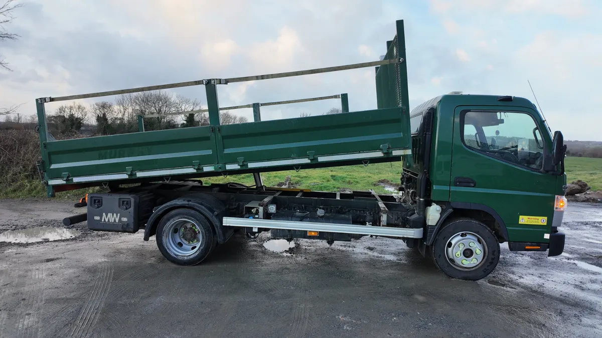 Mitsubishi canter - Image 2