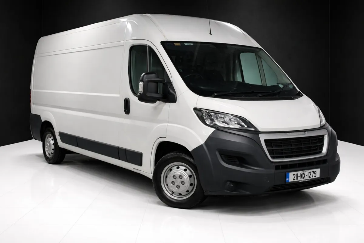 2021 PEUGEOT BOXER 2.2 LWB M/R - Image 1