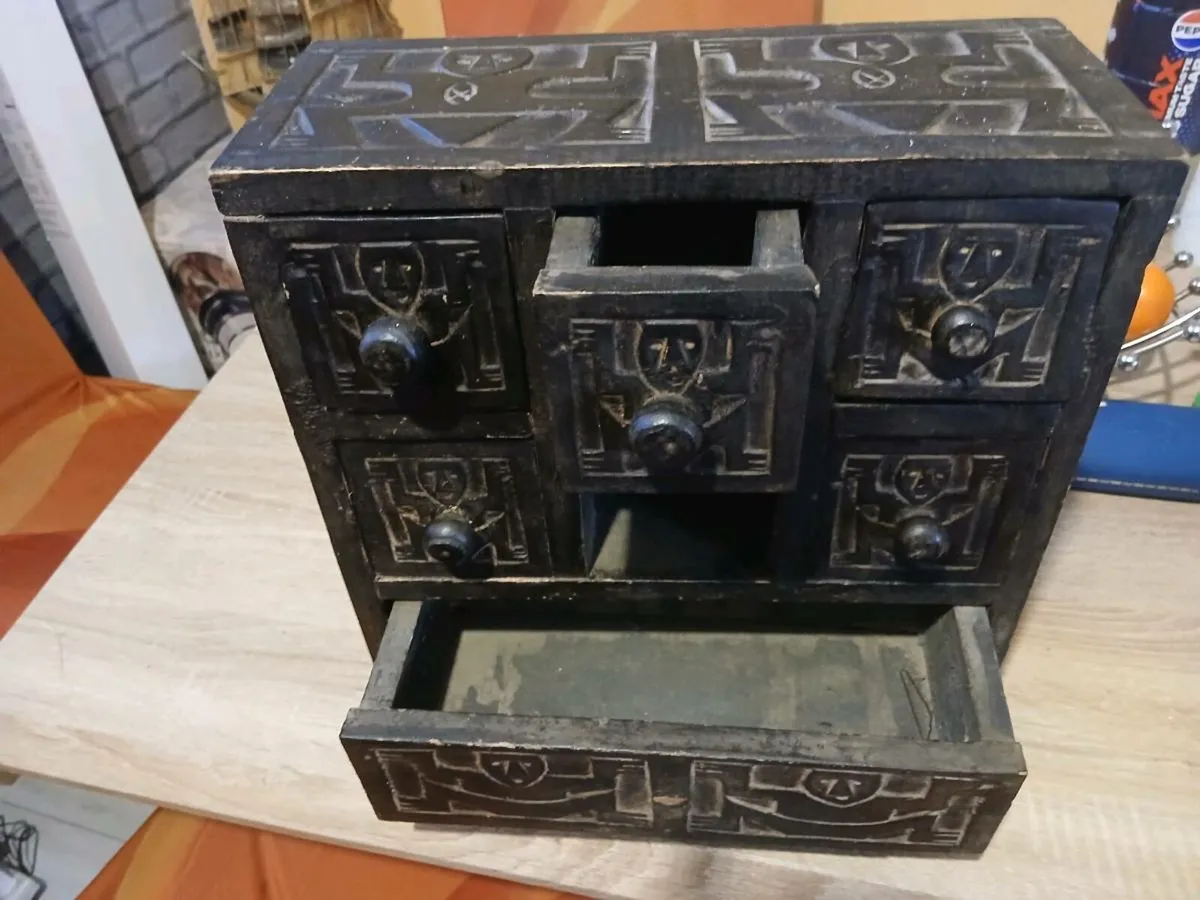 African Art Trinket box