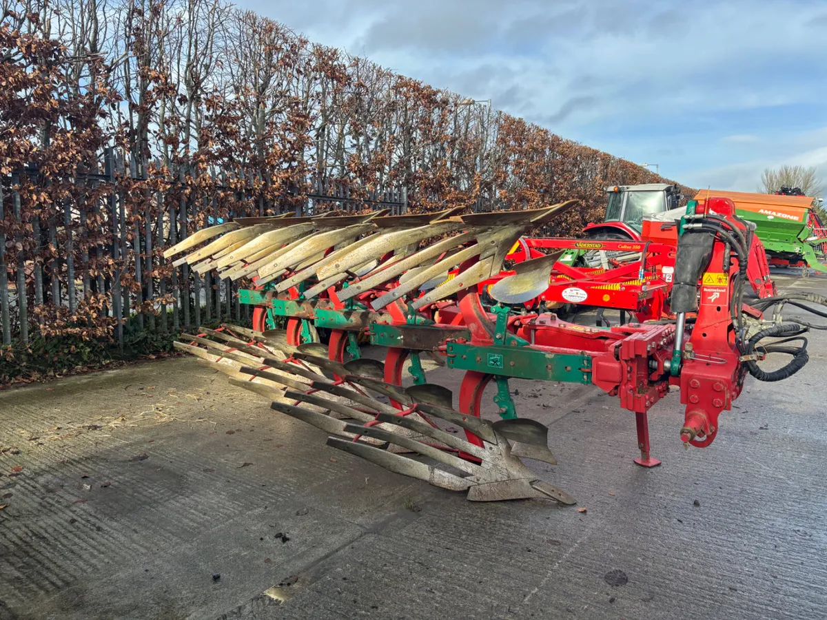 Kverneland ES 85/200 5 Furrow Plough - Image 1