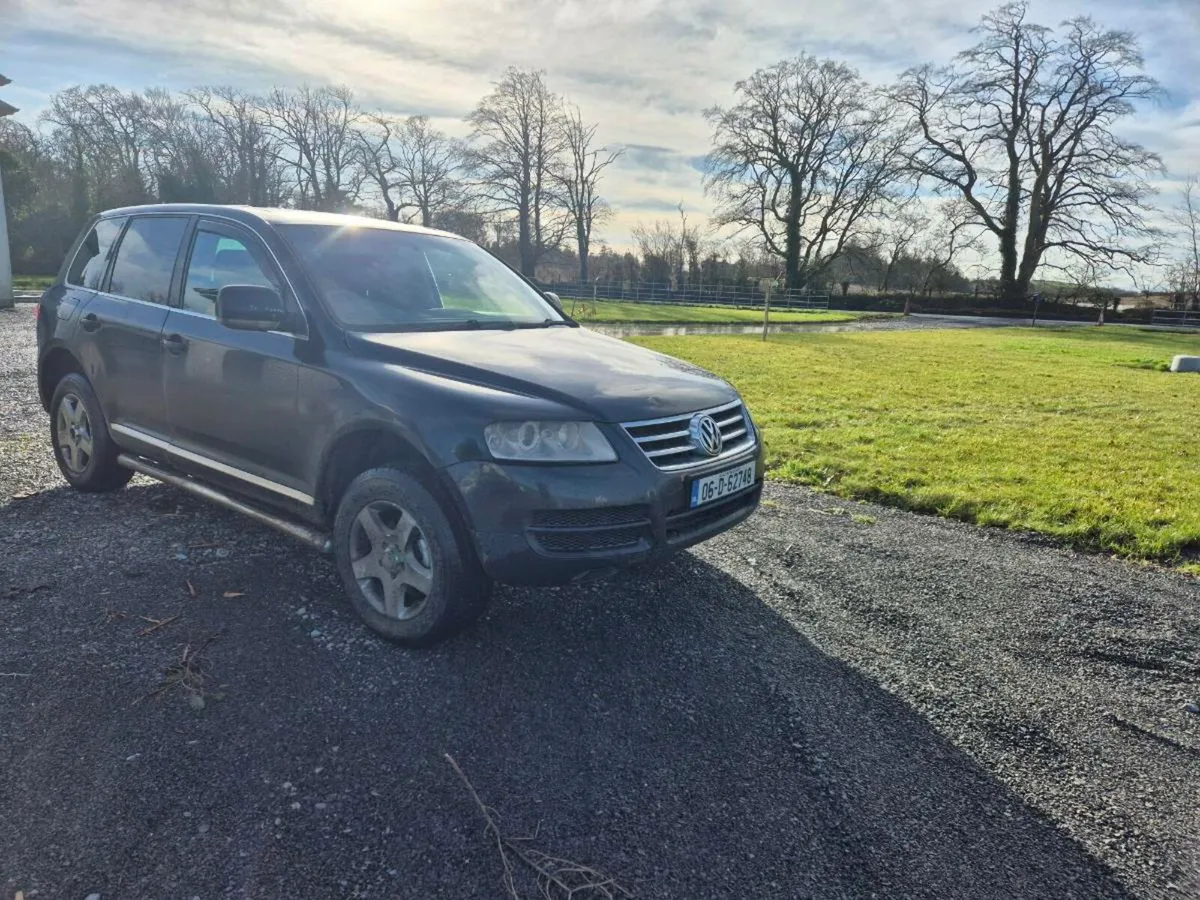 Volkswagen Touareg - Image 1