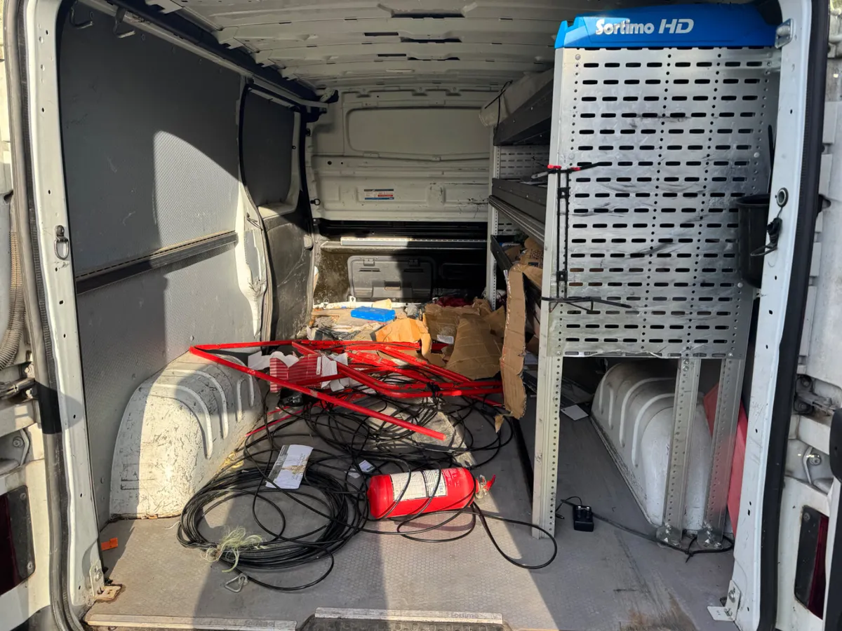 Renault Trafic - Image 4