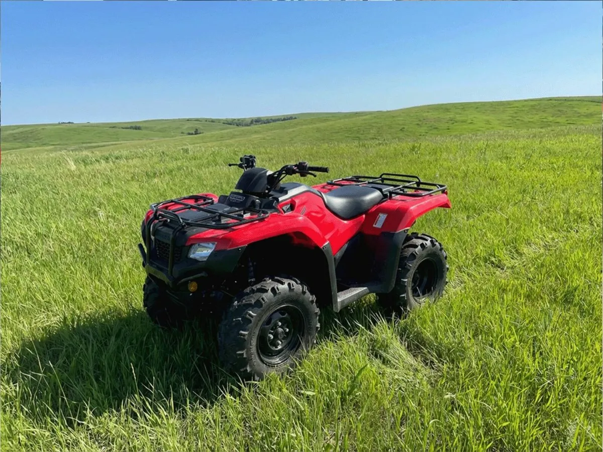 Nice Honda 420 Low hours Power steering - Image 1