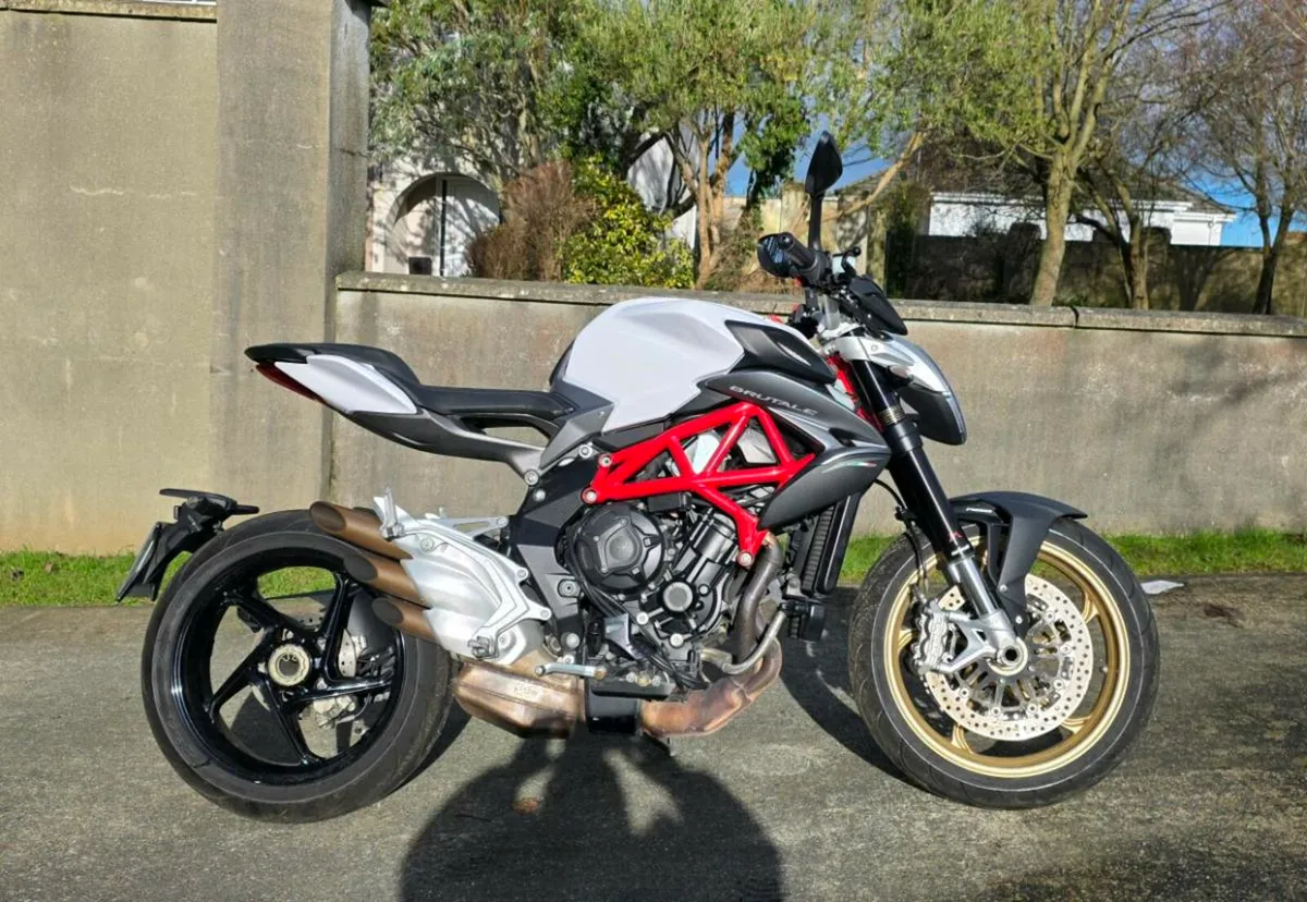 Mv Agusta 800RR Brutale - Image 1