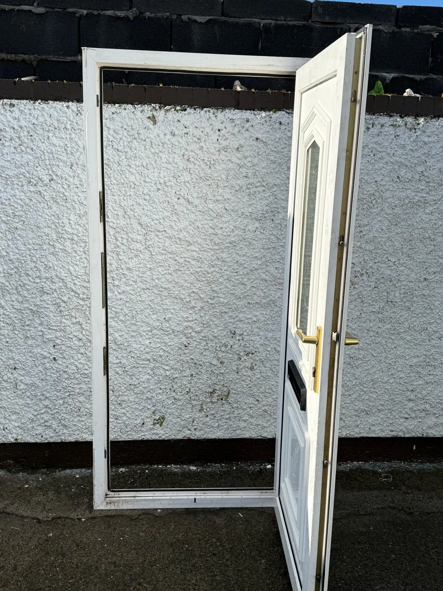 Pvc front door - Image 3