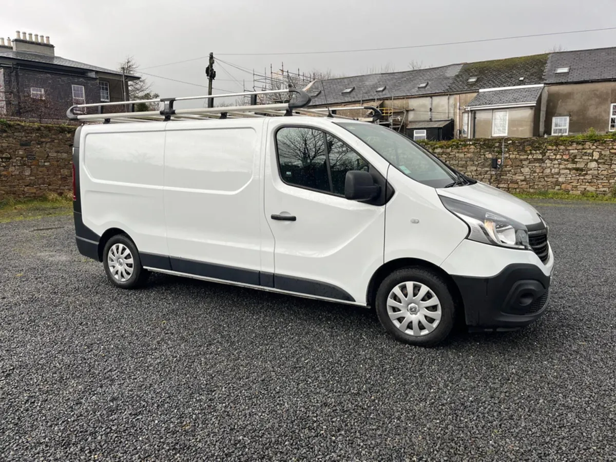Renault Trafic LL30 ENERGY DCI 120 BUSINESS P - Image 1
