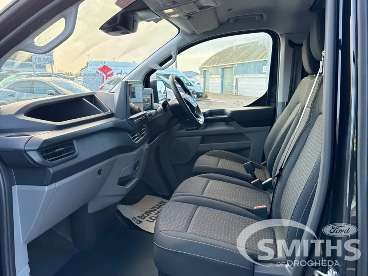 Ford Transit Custom TREND 2.5 232PS PHEV *BODY KIT - Image 3