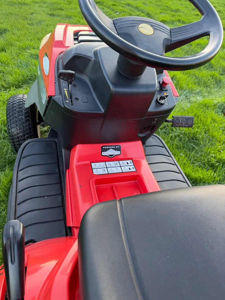 Lovely Castlegarden mower - Image 3