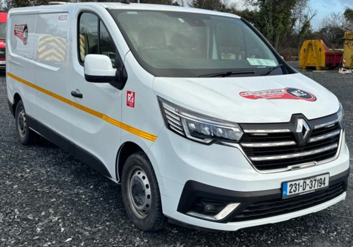 Renault Trafic 2023 - Image 1