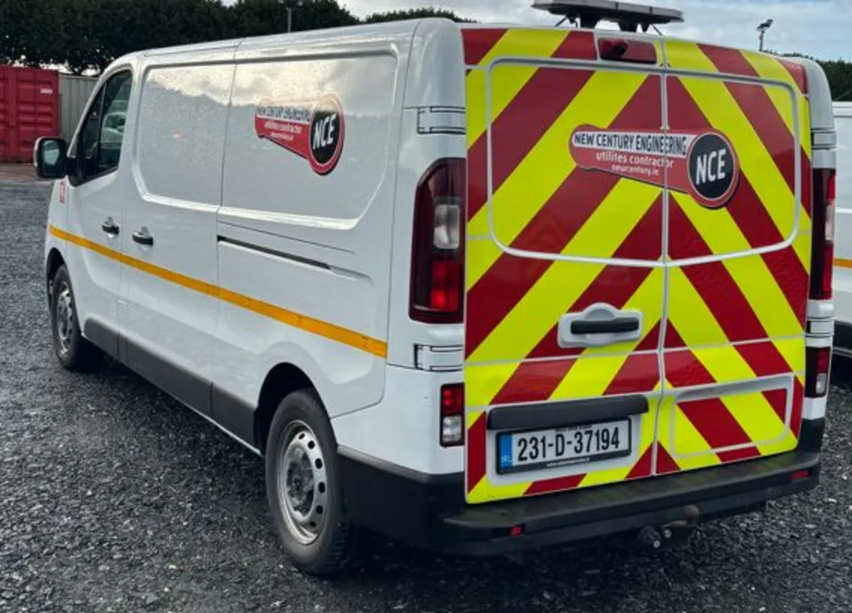 Renault Trafic 2023 - Image 2