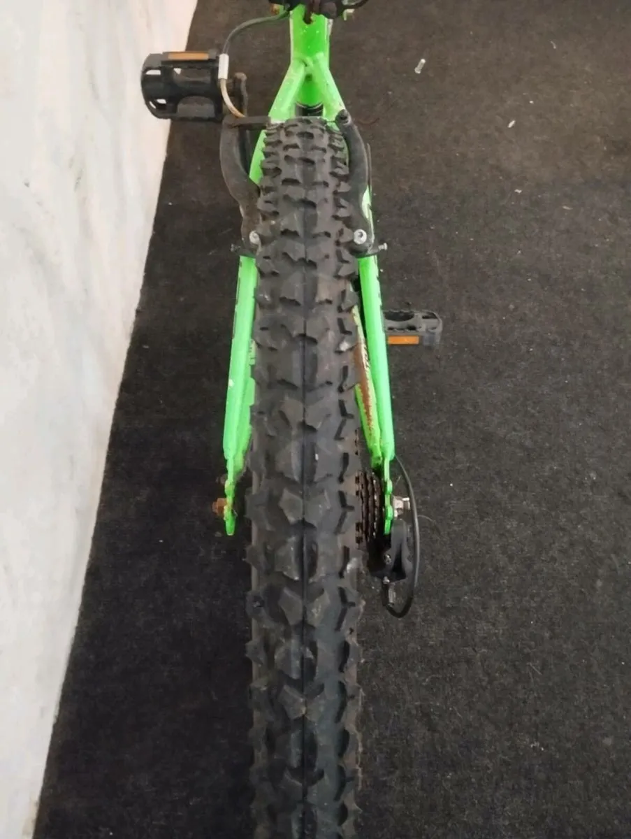 Kids 24inch bike - Image 3