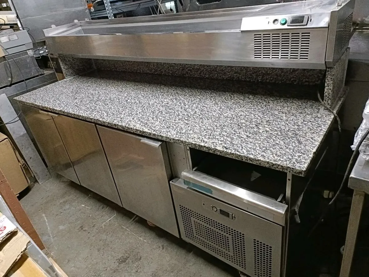 Pizza counter fridge - Image 1
