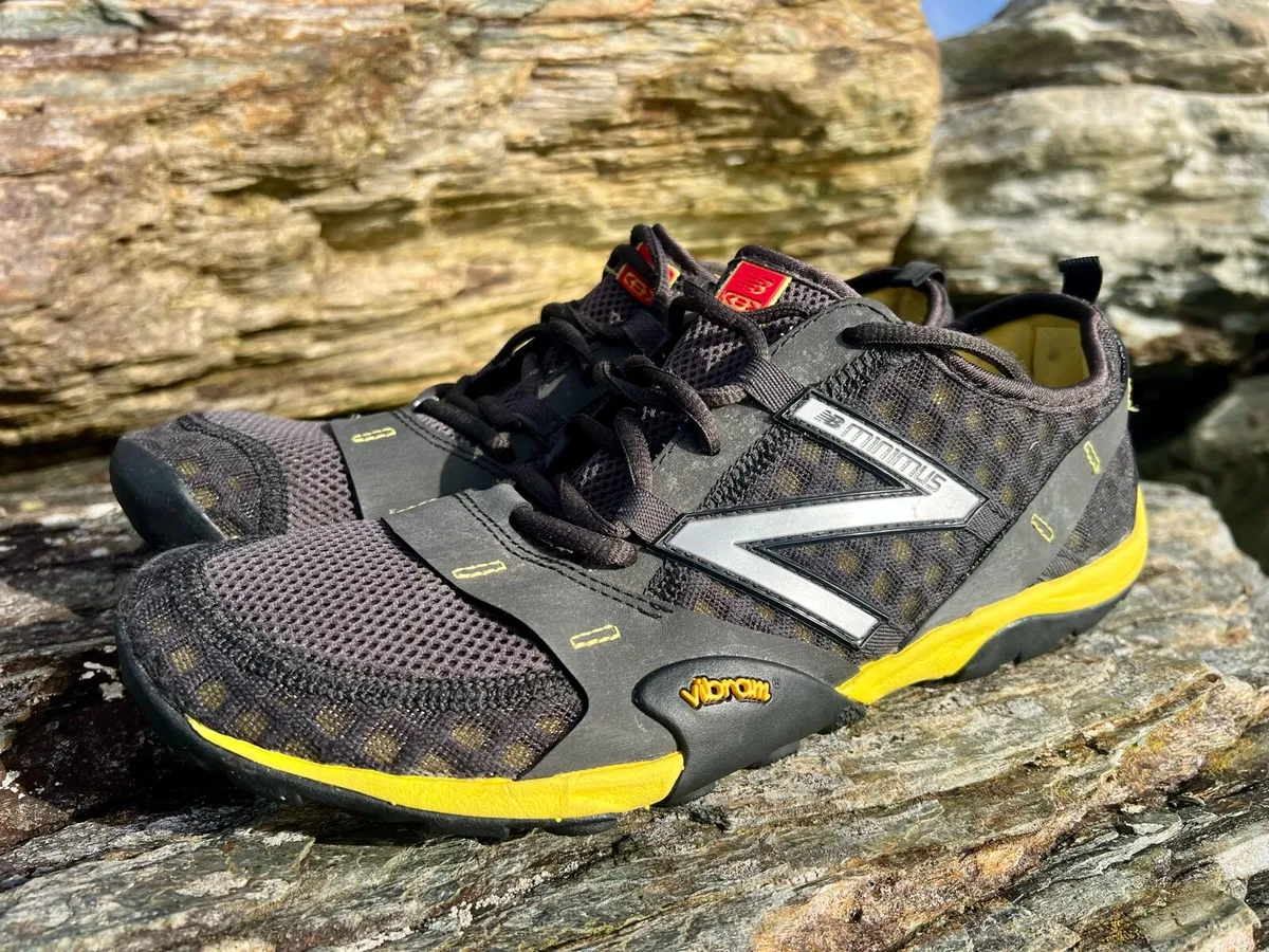 NewBalance Minimus Barefoot - as New - size 9 or 8 - Image 3